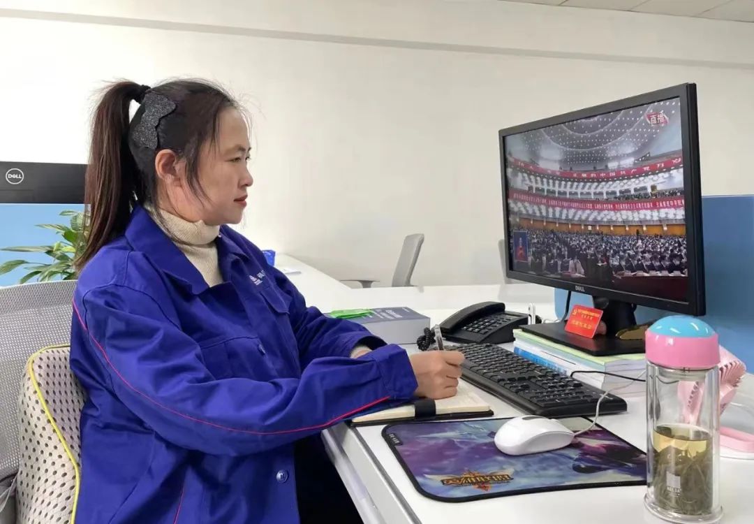 伟德体育 - 综合体育赛事平台|奥体中心相助同伴