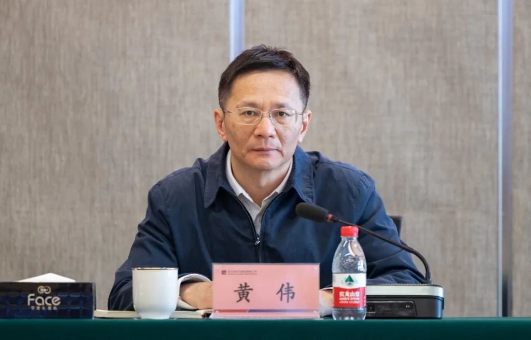 伟德体育 - 综合体育赛事平台|奥体中心相助同伴