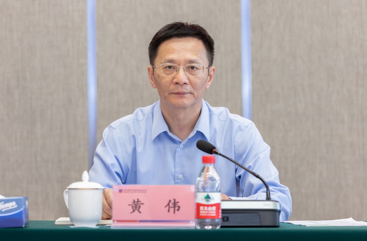 伟德体育 - 综合体育赛事平台|奥体中心相助同伴