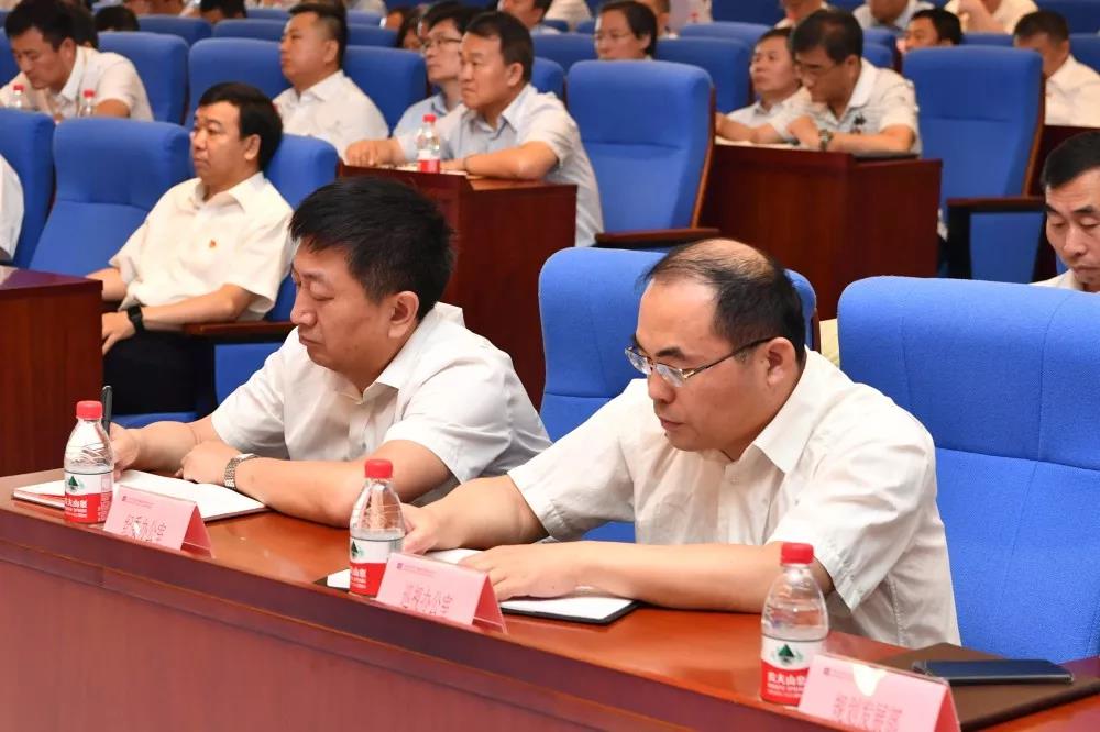 伟德体育 - 综合体育赛事平台|奥体中心相助同伴