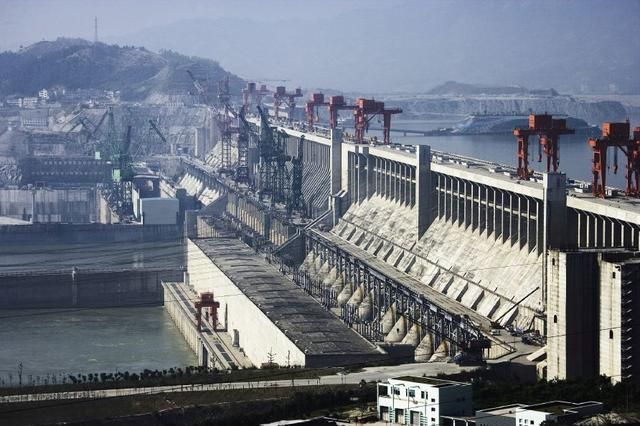 伟德体育 - 综合体育赛事平台|奥体中心相助同伴