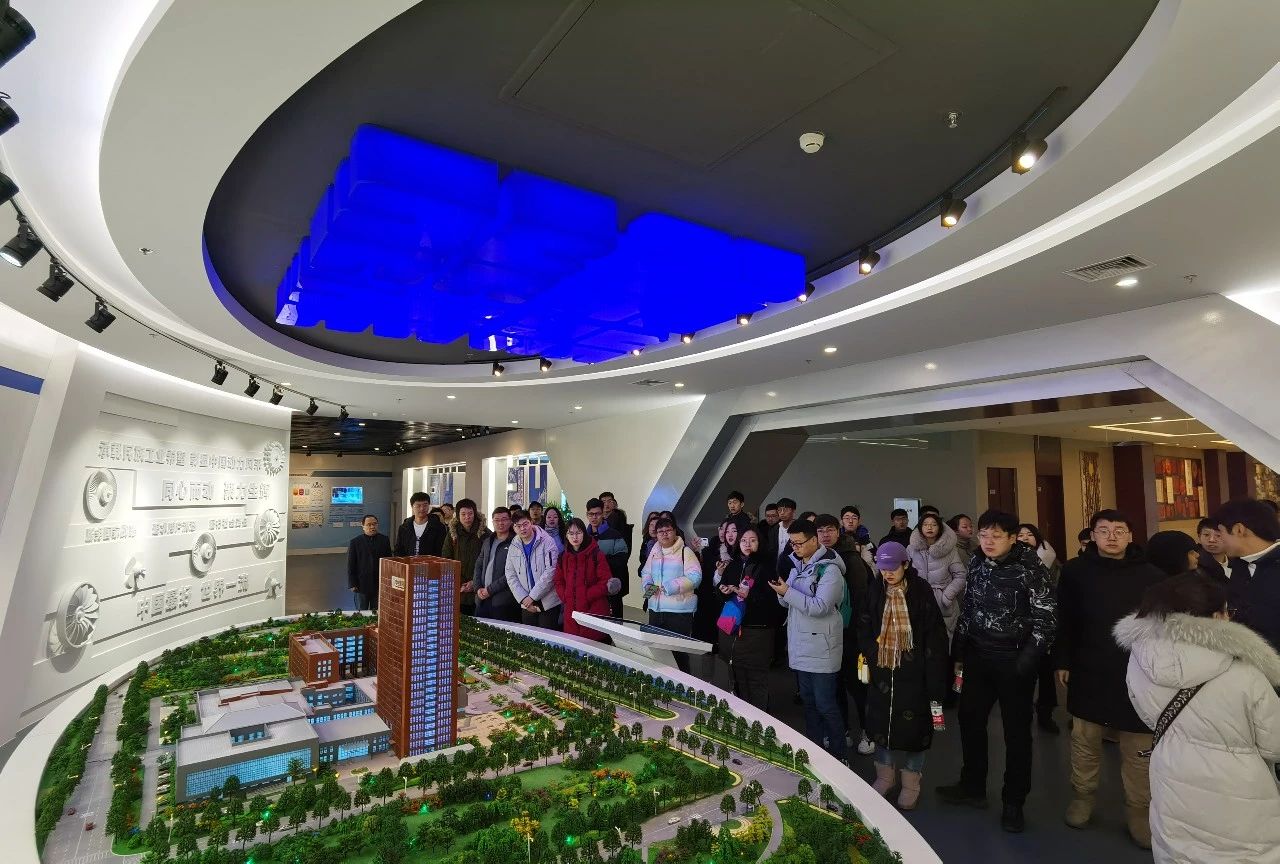 伟德体育 - 综合体育赛事平台|奥体中心相助同伴