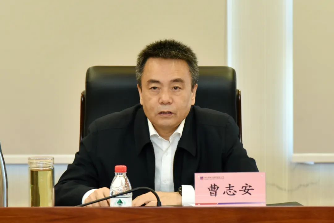 伟德体育 - 综合体育赛事平台|奥体中心相助同伴