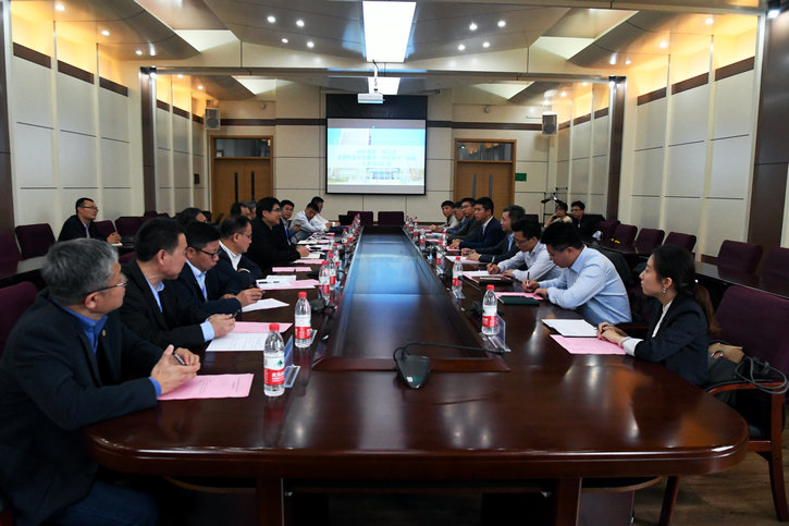 伟德体育 - 综合体育赛事平台|奥体中心相助同伴