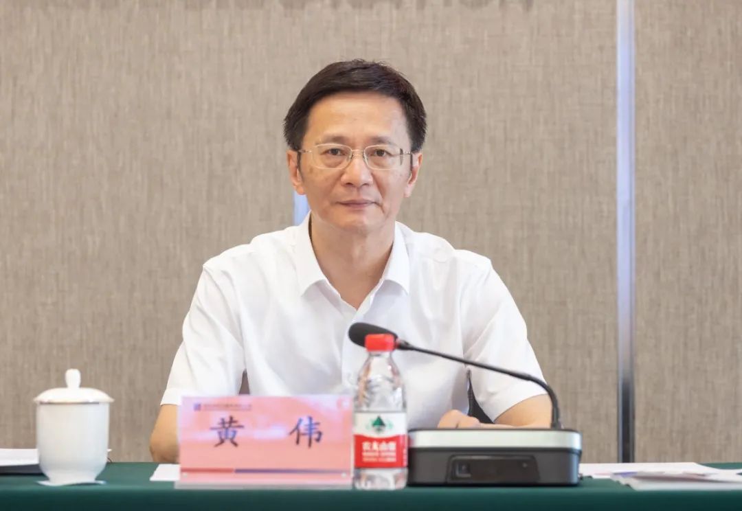 伟德体育 - 综合体育赛事平台|奥体中心相助同伴