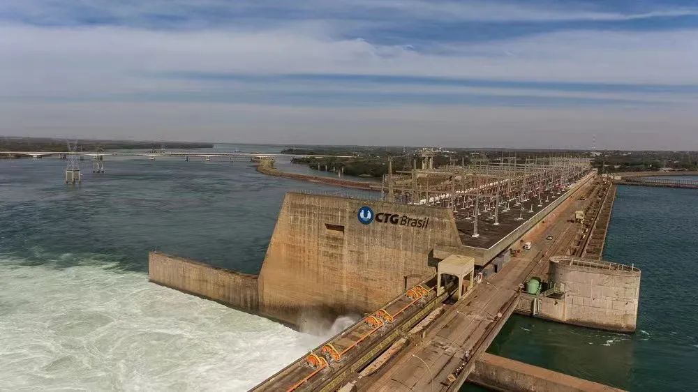 伟德体育 - 综合体育赛事平台|奥体中心相助同伴