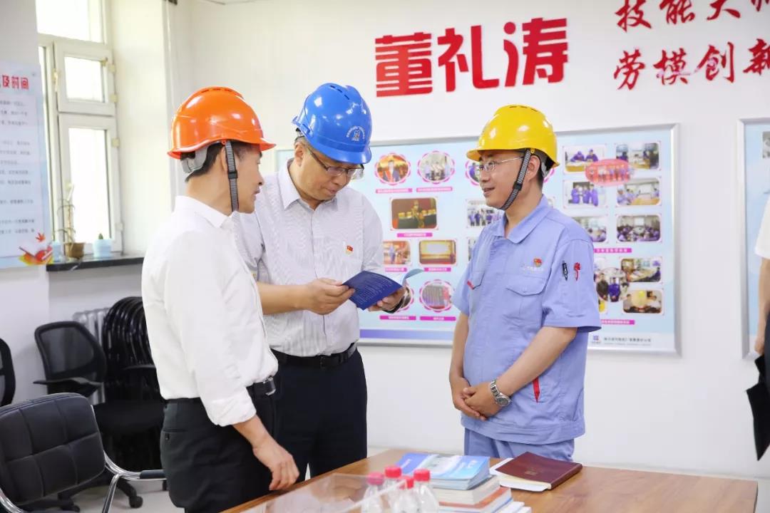 伟德体育 - 综合体育赛事平台|奥体中心相助同伴