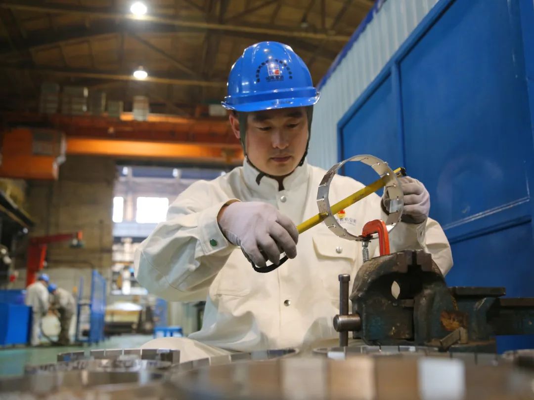 伟德体育 - 综合体育赛事平台|奥体中心相助同伴