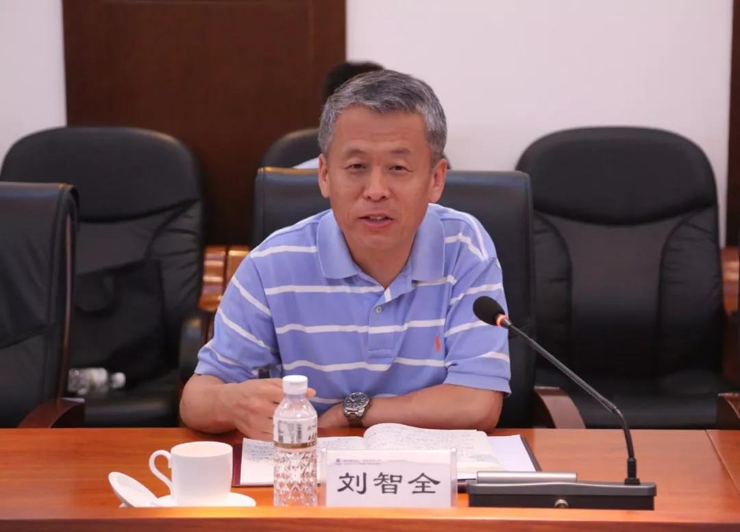 伟德体育 - 综合体育赛事平台|奥体中心相助同伴