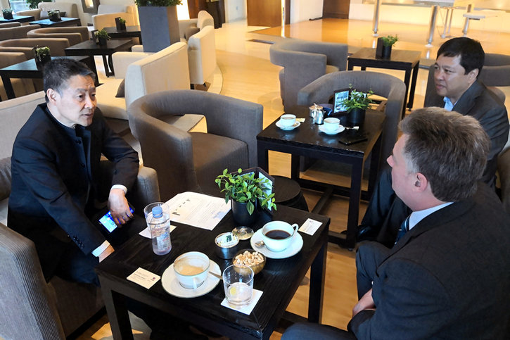 伟德体育 - 综合体育赛事平台|奥体中心相助同伴