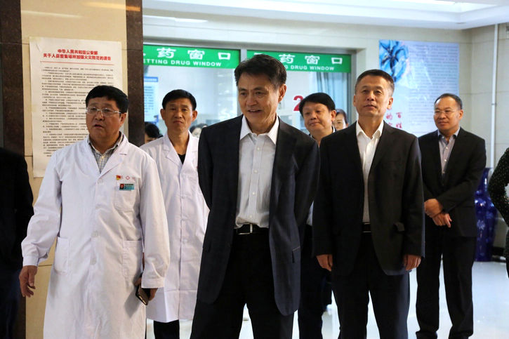 伟德体育 - 综合体育赛事平台|奥体中心相助同伴