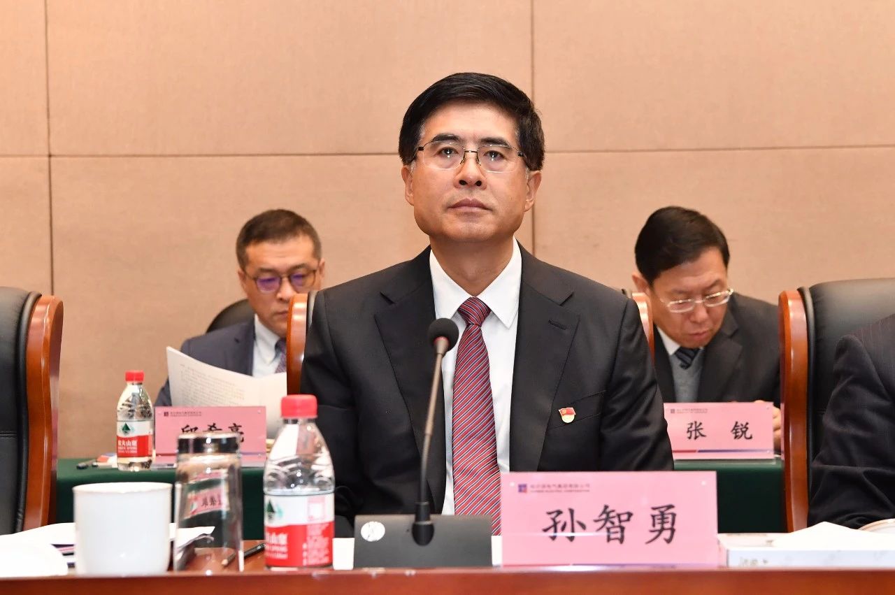 伟德体育 - 综合体育赛事平台|奥体中心相助同伴