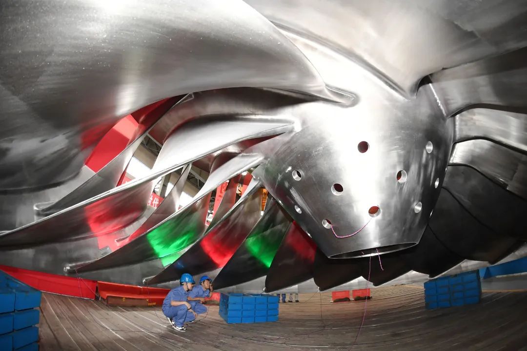 伟德体育 - 综合体育赛事平台|奥体中心相助同伴