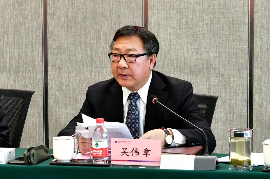 伟德体育 - 综合体育赛事平台|奥体中心相助同伴