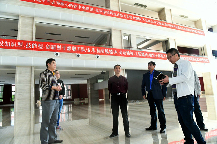 伟德体育 - 综合体育赛事平台|奥体中心相助同伴