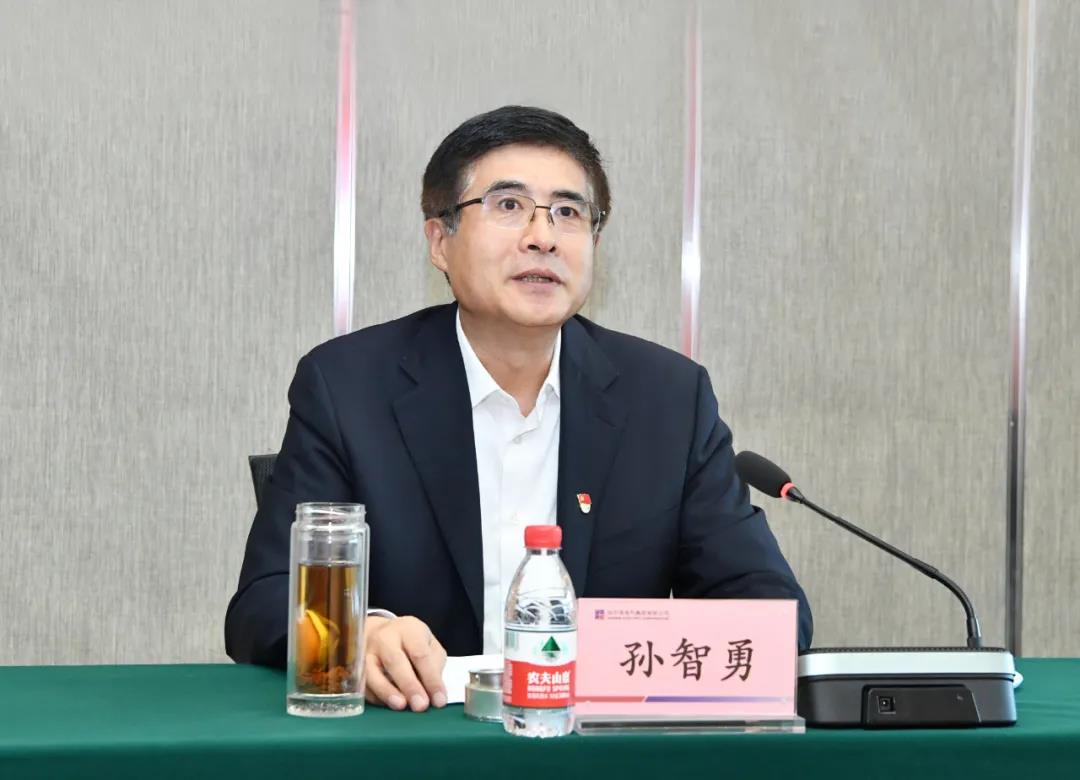 伟德体育 - 综合体育赛事平台|奥体中心相助同伴