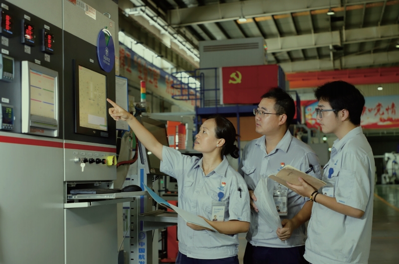 伟德体育 - 综合体育赛事平台|奥体中心相助同伴