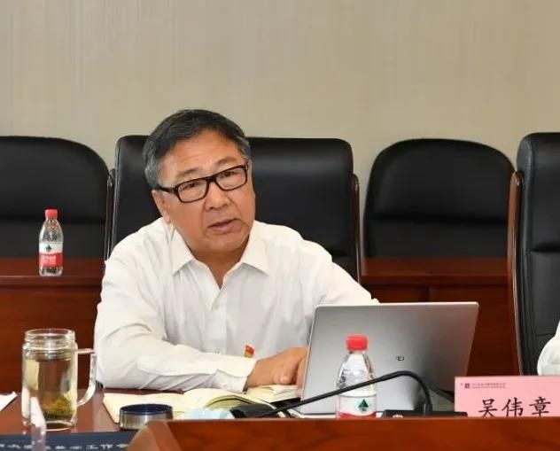 伟德体育 - 综合体育赛事平台|奥体中心相助同伴