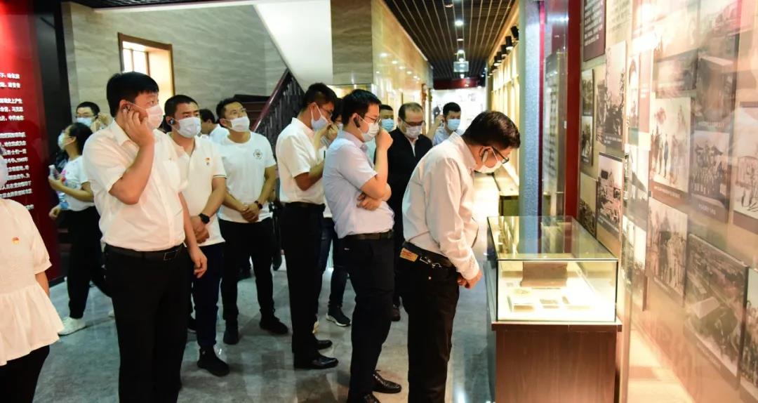 伟德体育 - 综合体育赛事平台|奥体中心相助同伴