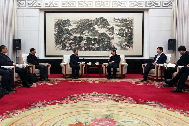 伟德体育 - 综合体育赛事平台|奥体中心相助同伴