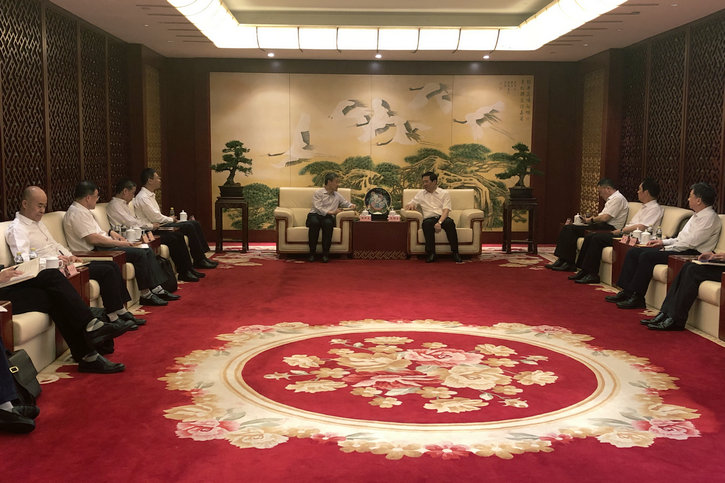 伟德体育 - 综合体育赛事平台|奥体中心相助同伴