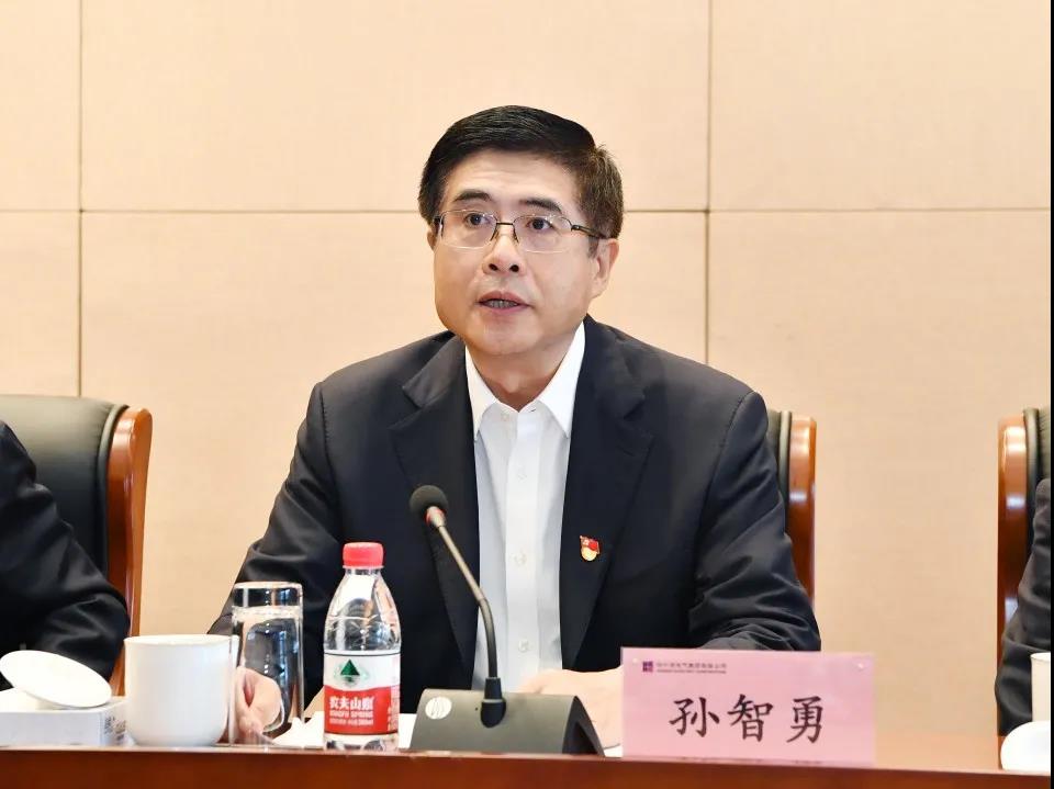 伟德体育 - 综合体育赛事平台|奥体中心相助同伴