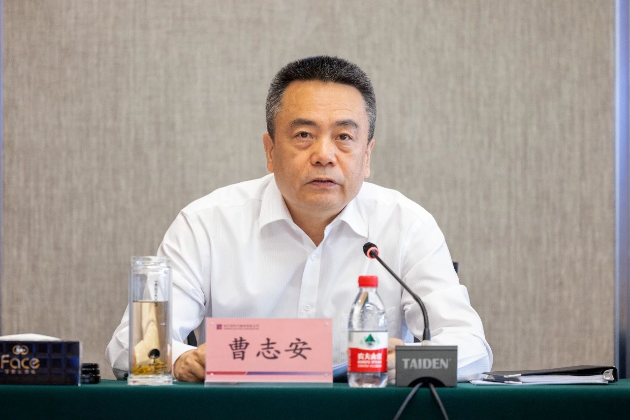 伟德体育 - 综合体育赛事平台|奥体中心相助同伴