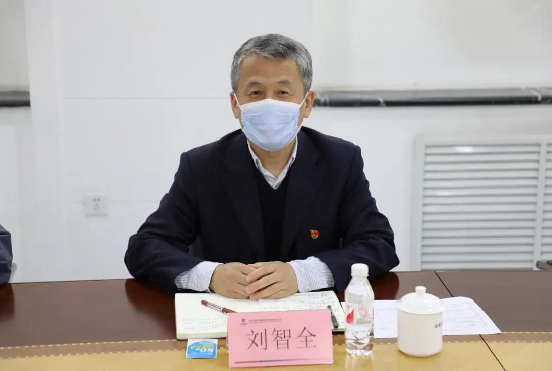 伟德体育 - 综合体育赛事平台|奥体中心相助同伴