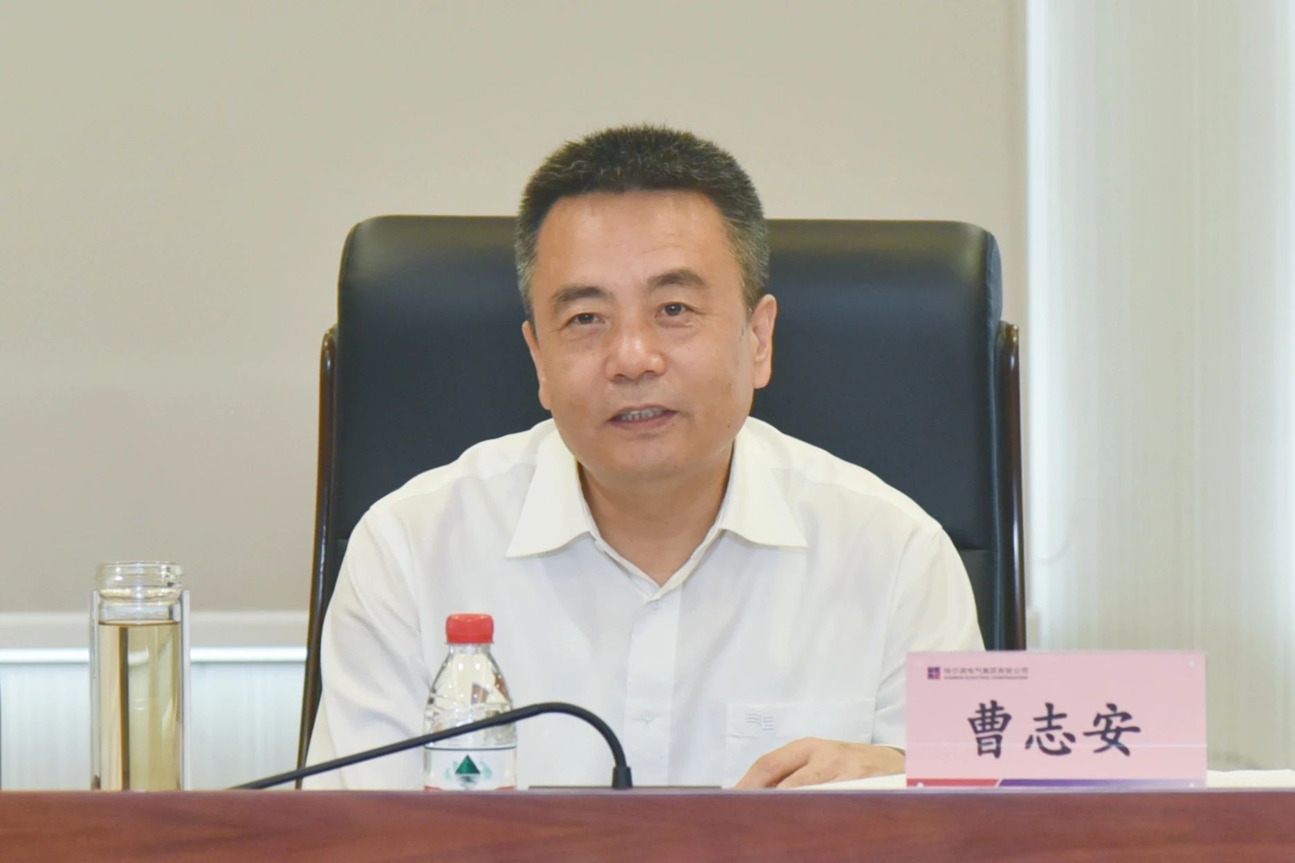 伟德体育 - 综合体育赛事平台|奥体中心相助同伴