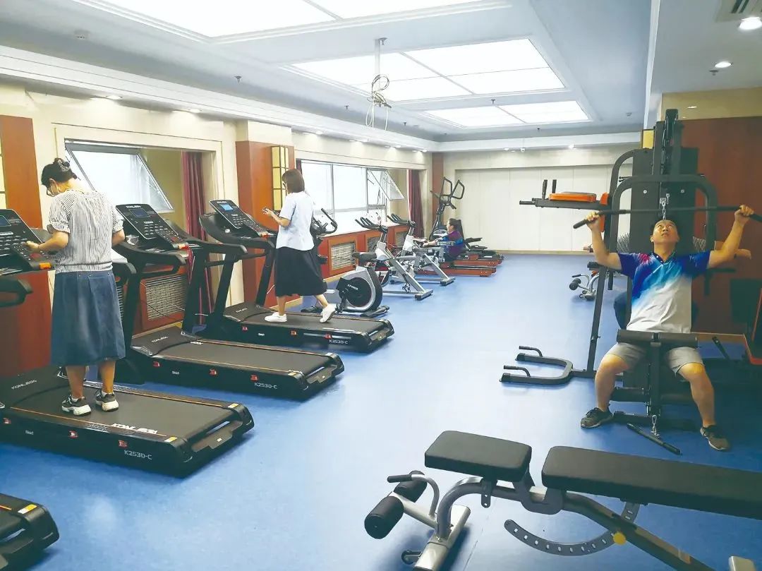 伟德体育 - 综合体育赛事平台|奥体中心相助同伴