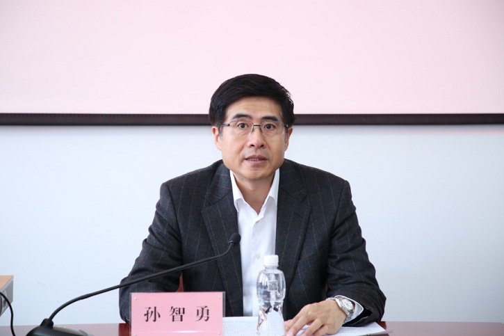 伟德体育 - 综合体育赛事平台|奥体中心相助同伴