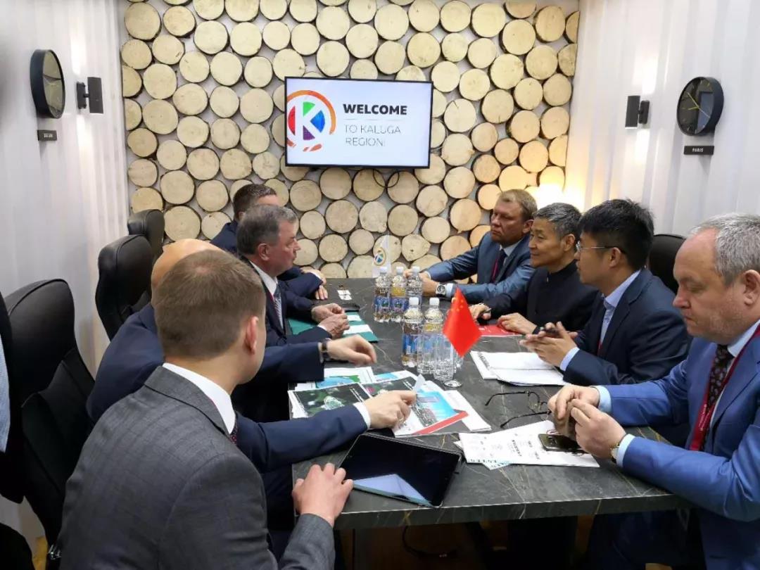 伟德体育 - 综合体育赛事平台|奥体中心相助同伴