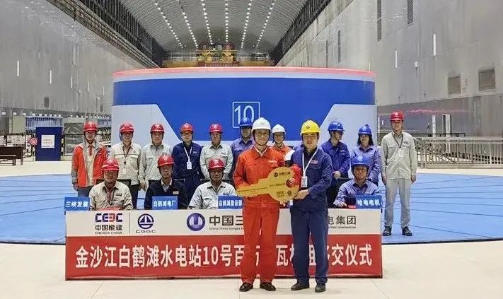 伟德体育 - 综合体育赛事平台|奥体中心相助同伴