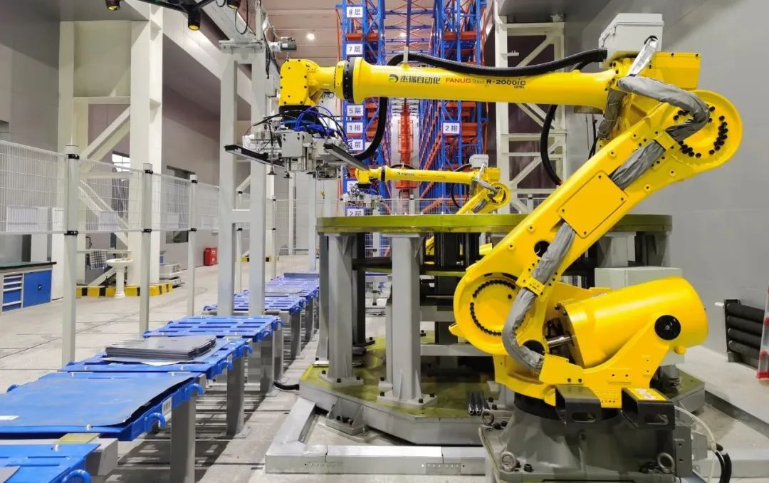 伟德体育 - 综合体育赛事平台|奥体中心相助同伴