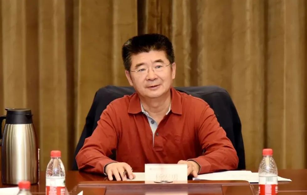 伟德体育 - 综合体育赛事平台|奥体中心相助同伴