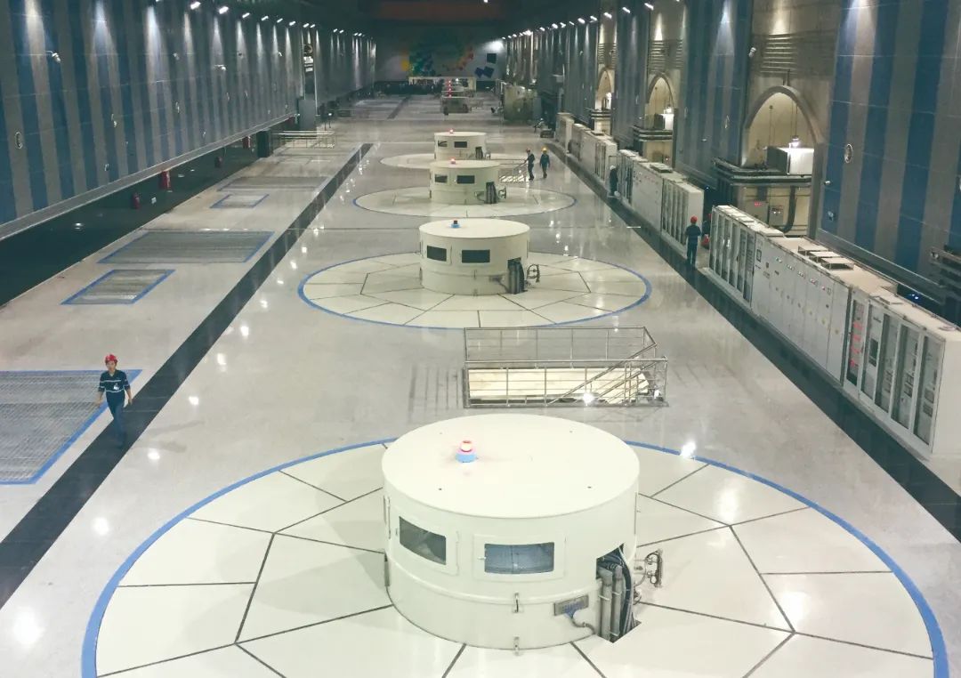 伟德体育 - 综合体育赛事平台|奥体中心相助同伴