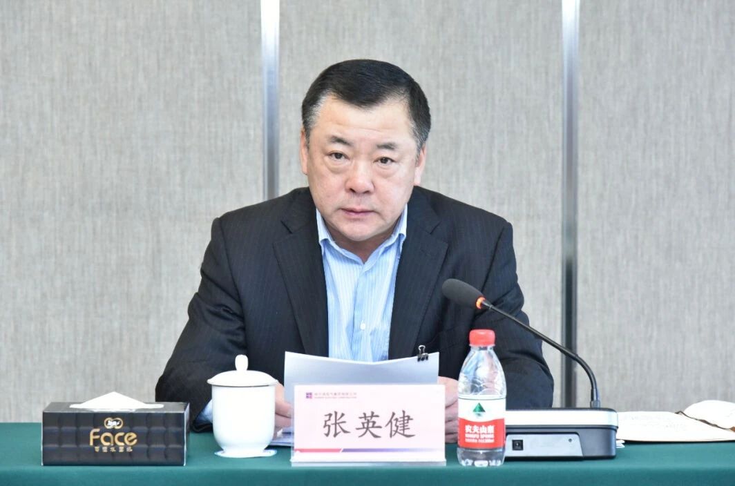 伟德体育 - 综合体育赛事平台|奥体中心相助同伴