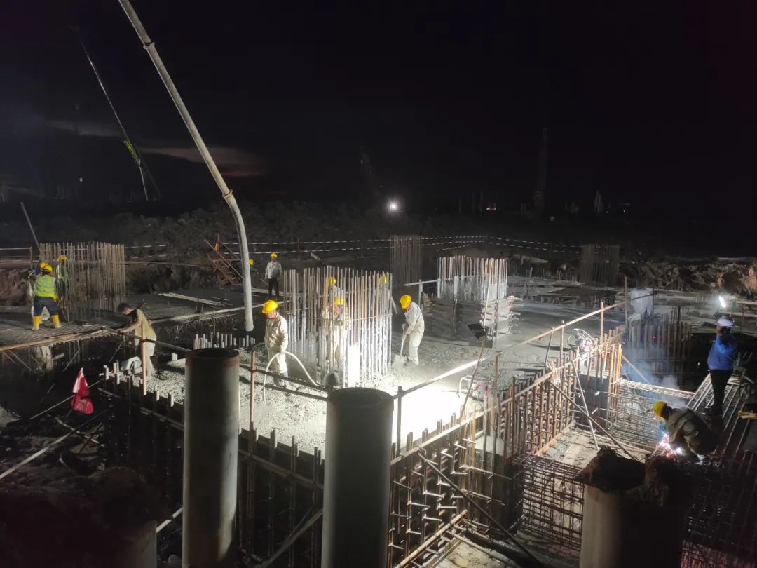 伟德体育 - 综合体育赛事平台|奥体中心相助同伴