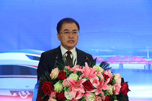 伟德体育 - 综合体育赛事平台|奥体中心相助同伴