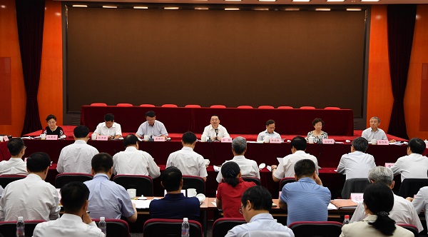 伟德体育 - 综合体育赛事平台|奥体中心相助同伴