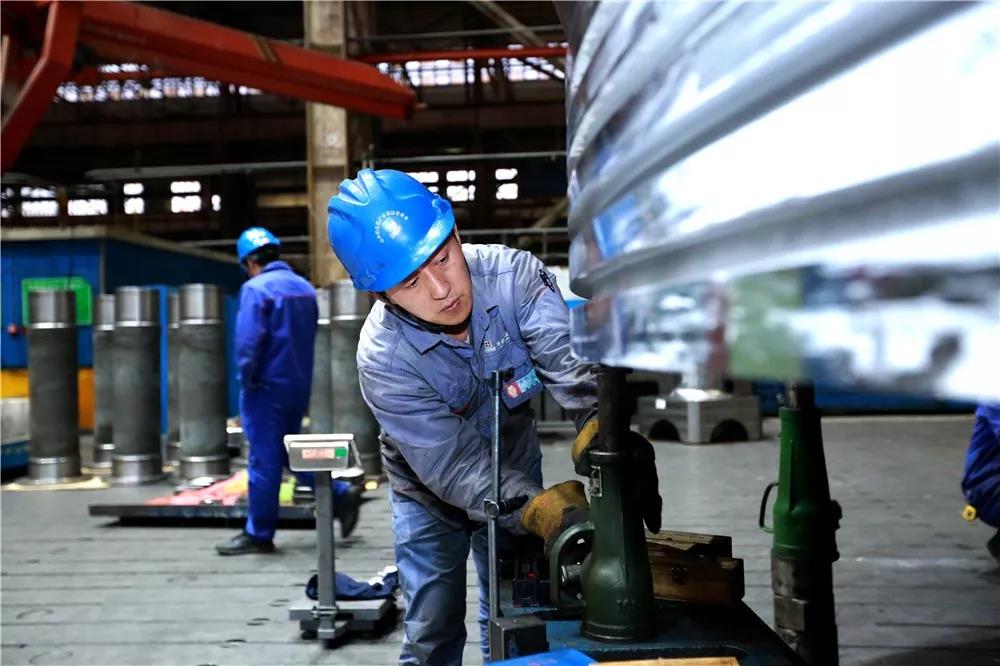 伟德体育 - 综合体育赛事平台|奥体中心相助同伴