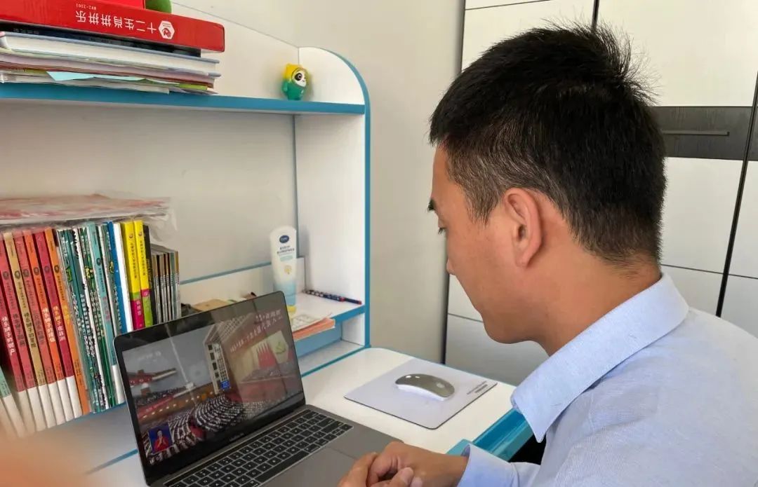 伟德体育 - 综合体育赛事平台|奥体中心相助同伴